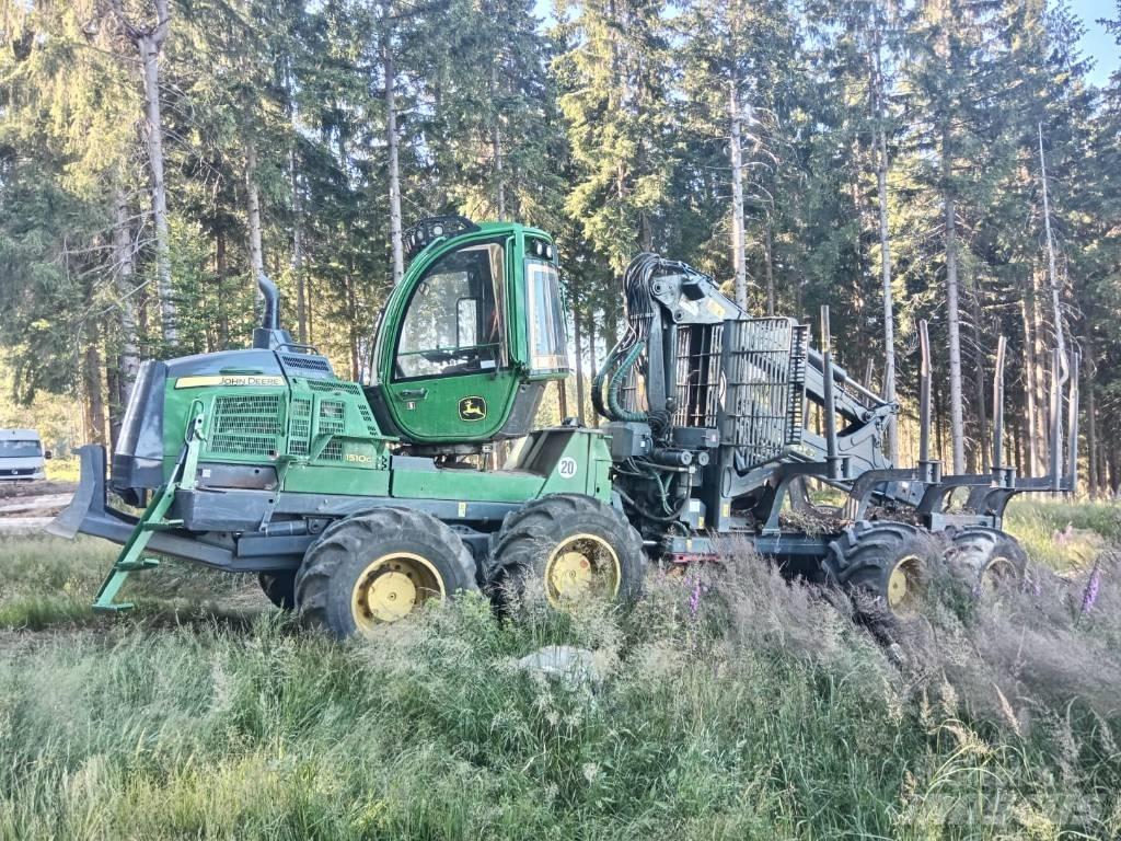 John Deere 1510 G Tomruk yükleyici traktörler