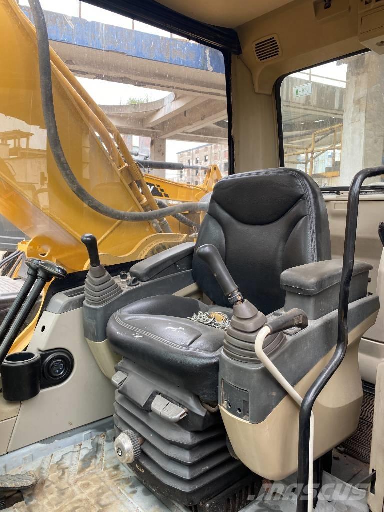 CAT 330 D Paletli ekskavatörler