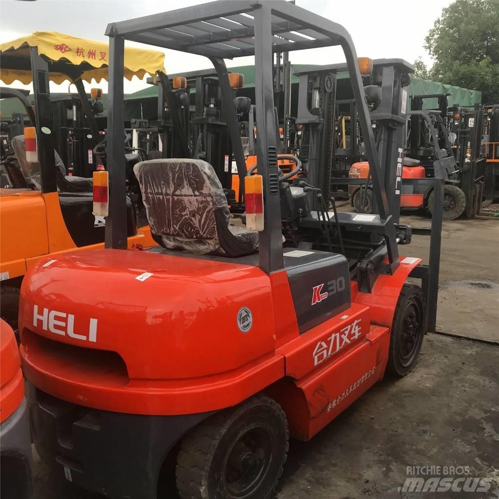 Heli K-30 Teleskopik yükleyiciler