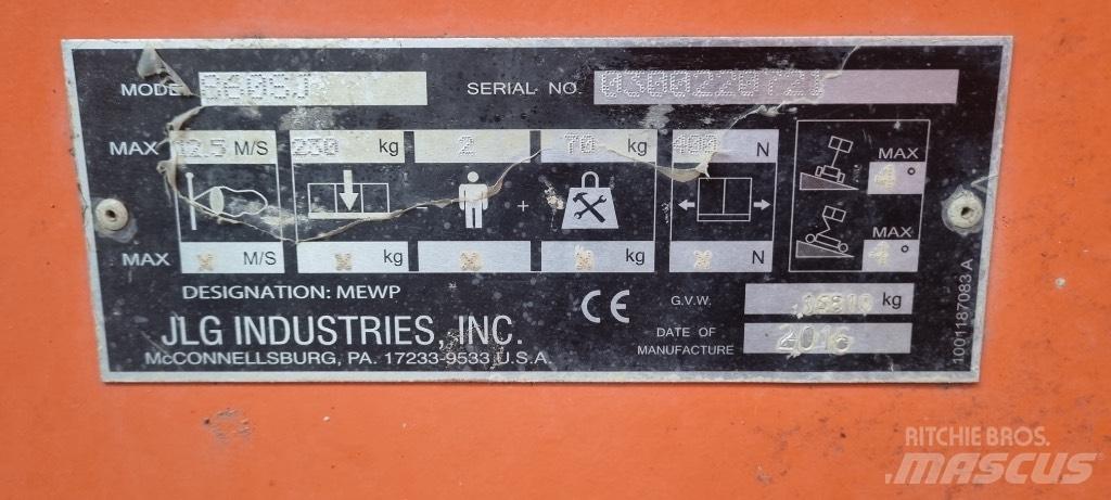 JLG 860 SJ Teleskopik personel platformları