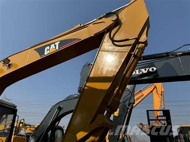 CAT 320 B L Paletli ekskavatörler