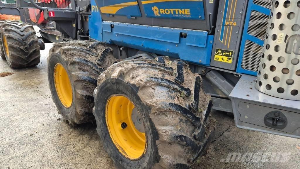 Rottne F11D Tomruk yükleyici traktörler