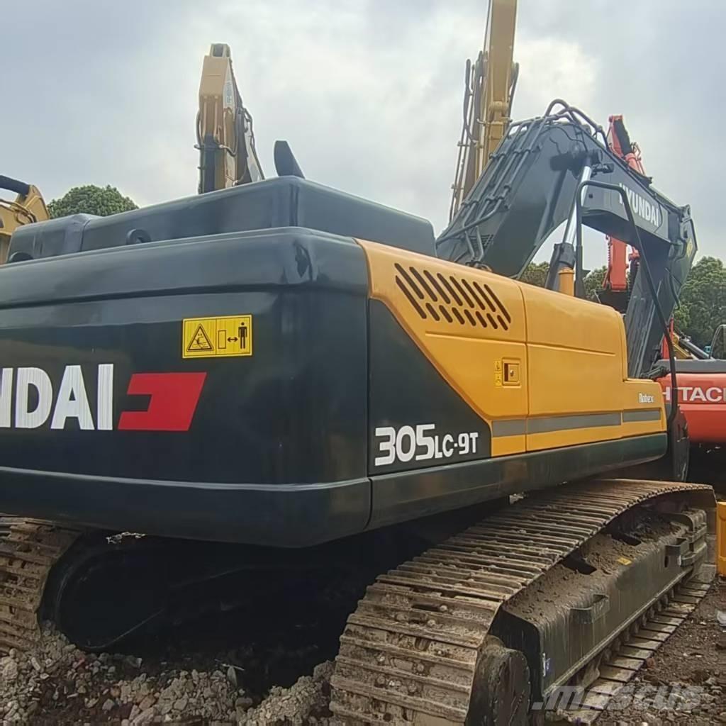 Hyundai 305LC-9T Paletli ekskavatörler