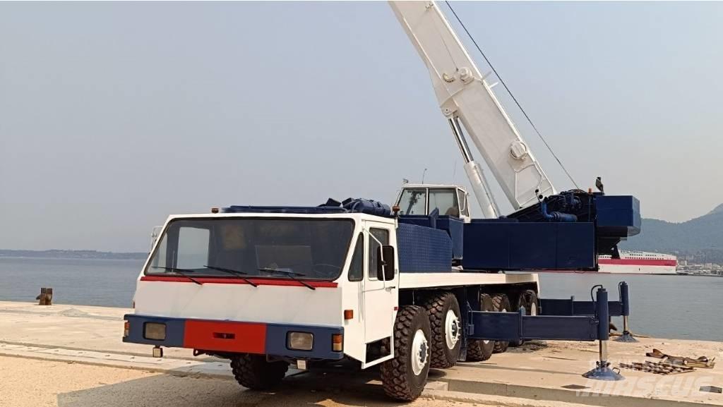 Liebherr LT 1090 Yol-Arazi Tipi Vinçler (AT)