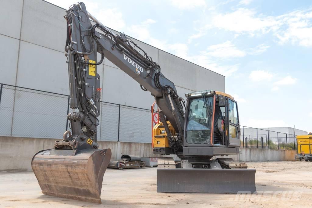 Volvo ECR 145 E Paletli ekskavatörler