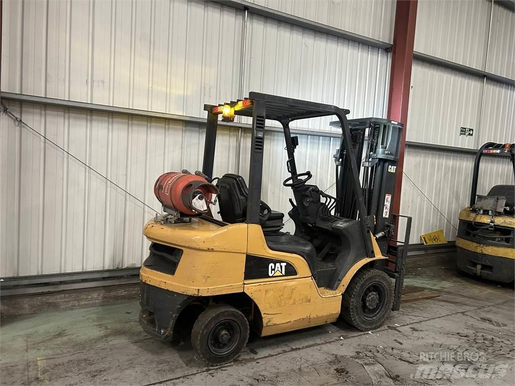 CAT GP25NT LPG'li forkliftler