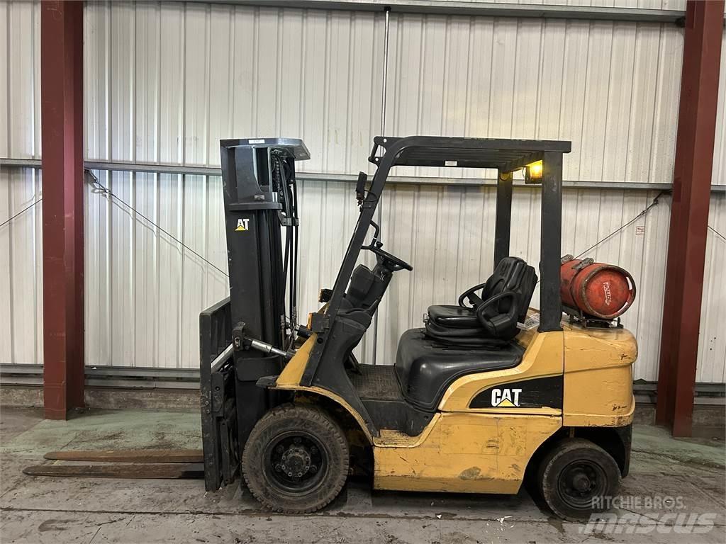 CAT GP25NT LPG'li forkliftler