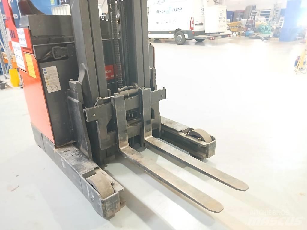 BT RR E 3 Reach truck - depo içi istif araçları