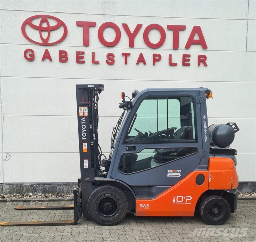 Toyota 02-8FGF25 LPG'li forkliftler