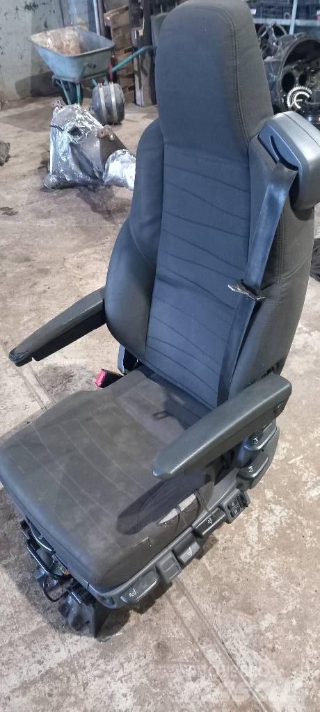 Scania R440  2627357 Kabinler