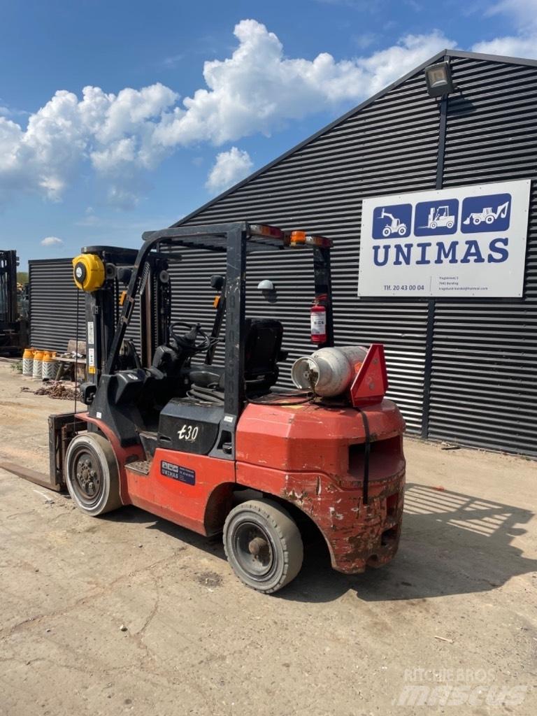 EP FG 25 LPG'li forkliftler