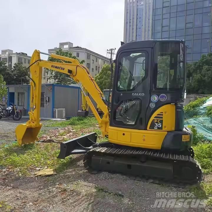 Komatsu PC35MR Paletli ekskavatörler