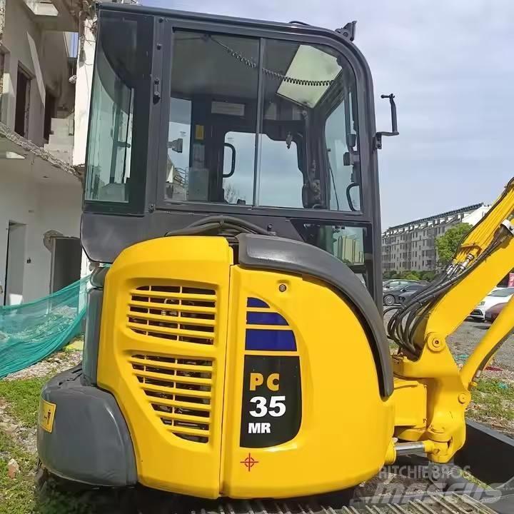 Komatsu PC35MR Paletli ekskavatörler