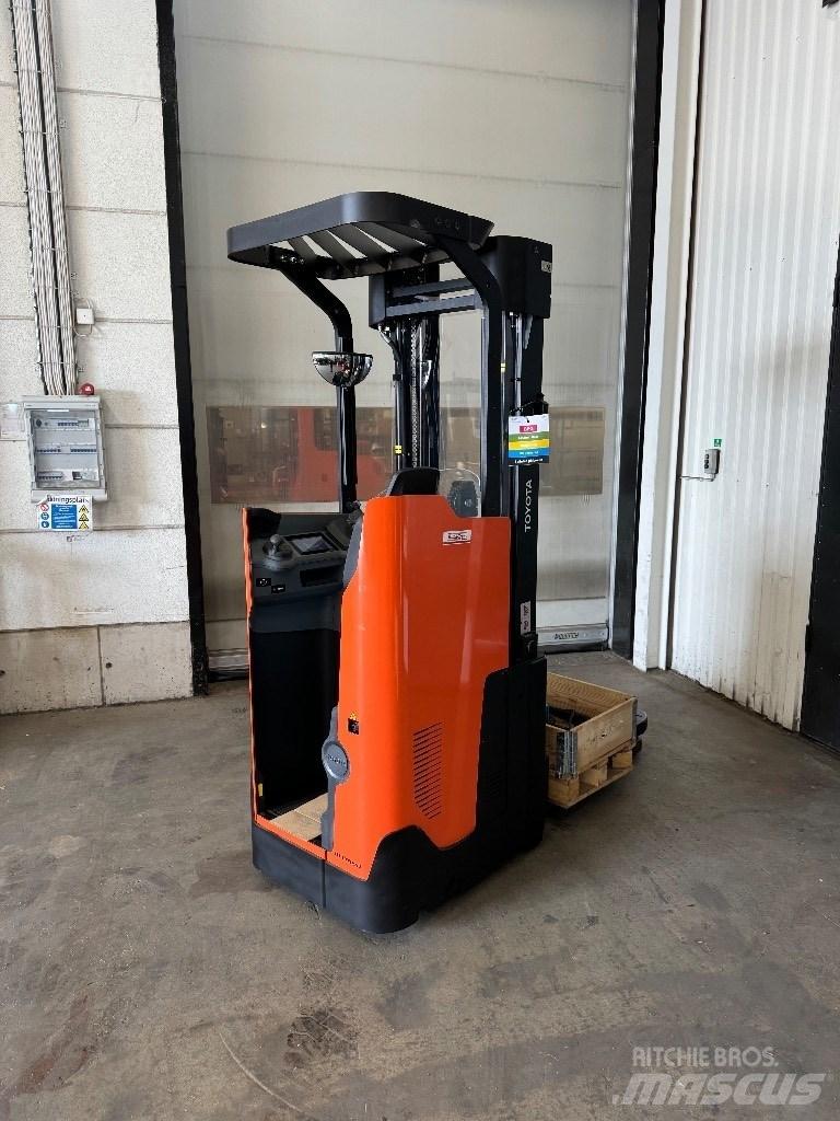 Toyota SSI160LN Akülü depo ekipmanları