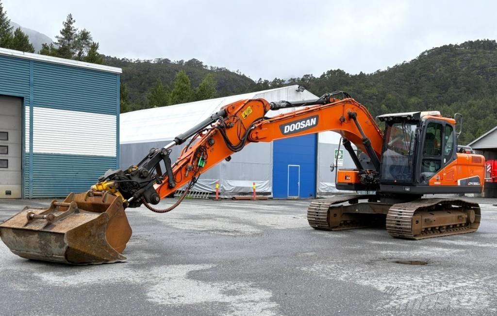 Doosan DX180LC-5 Paletli ekskavatörler