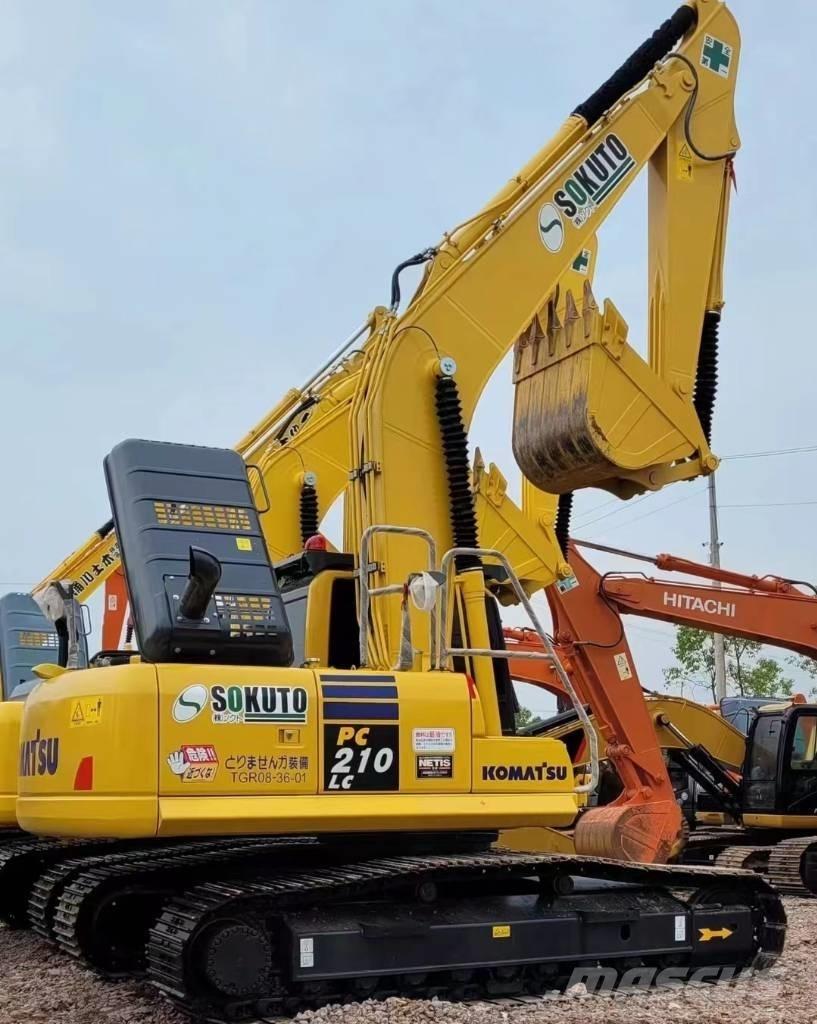 Komatsu 210LC-8 Paletli ekskavatörler