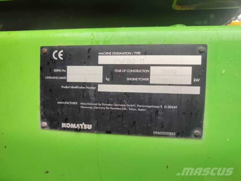 Komatsu PW 160-11 Lastik tekerli ekskavatörler