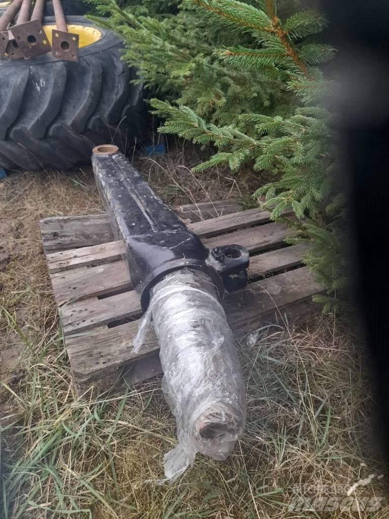 Kesla Kesla Bomlar ve kollar