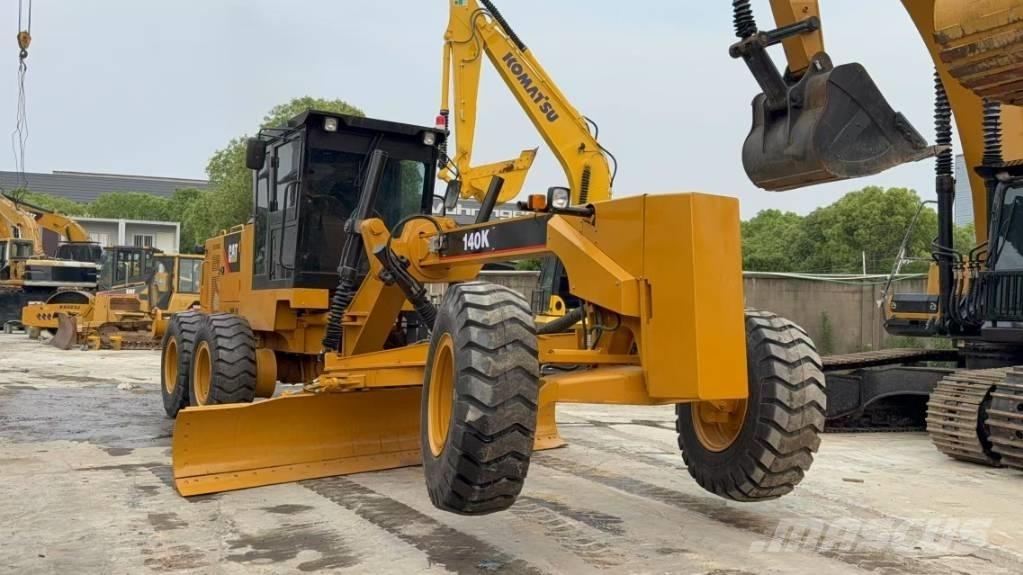 CAT 140K Greyderler