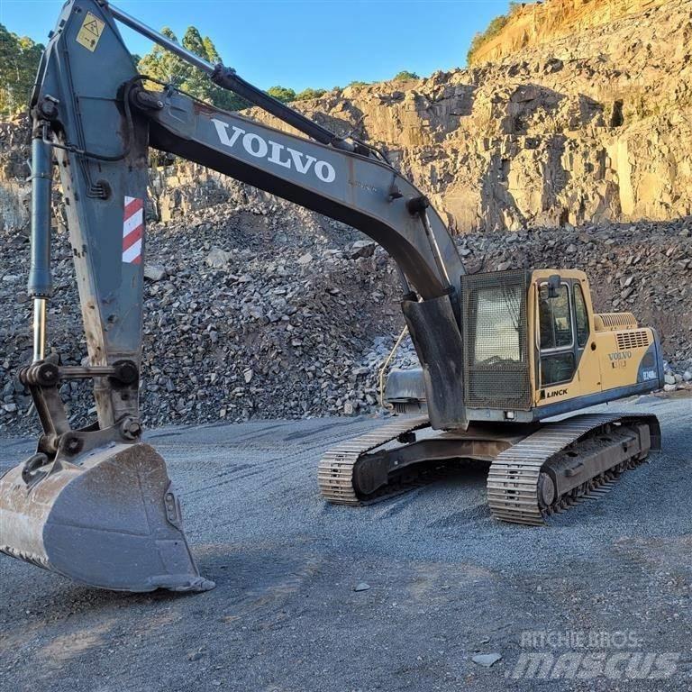 Volvo EC240BLC Paletli ekskavatörler