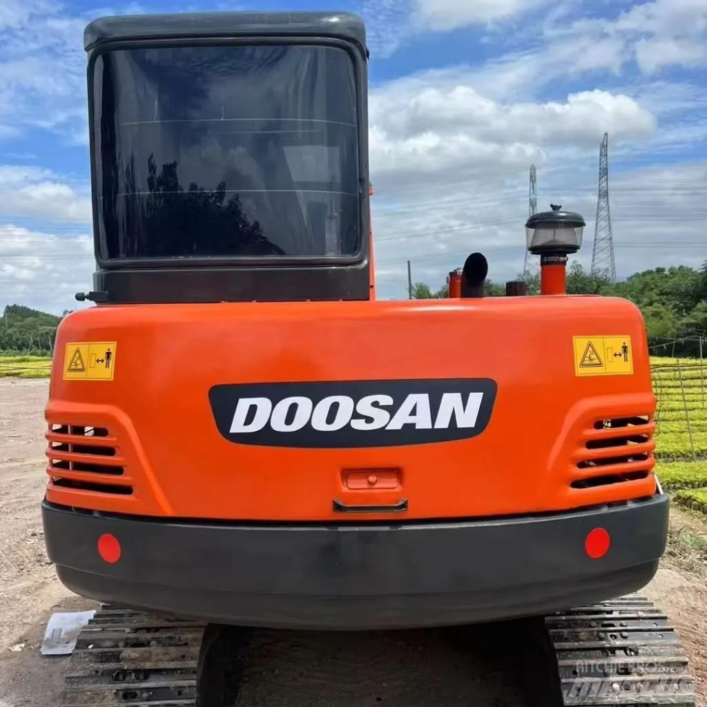 Doosan DH 55 Mini ekskavatörler, 7 tona dek