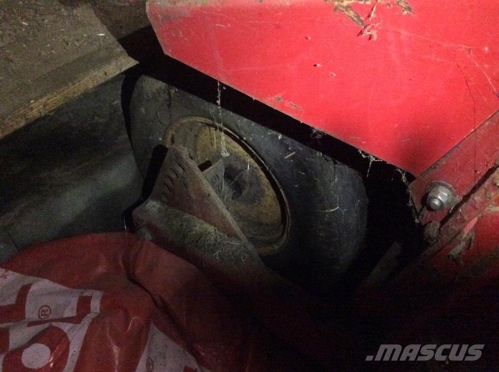 Taarup SKT 210 Diger hasat ve söküm makinaları