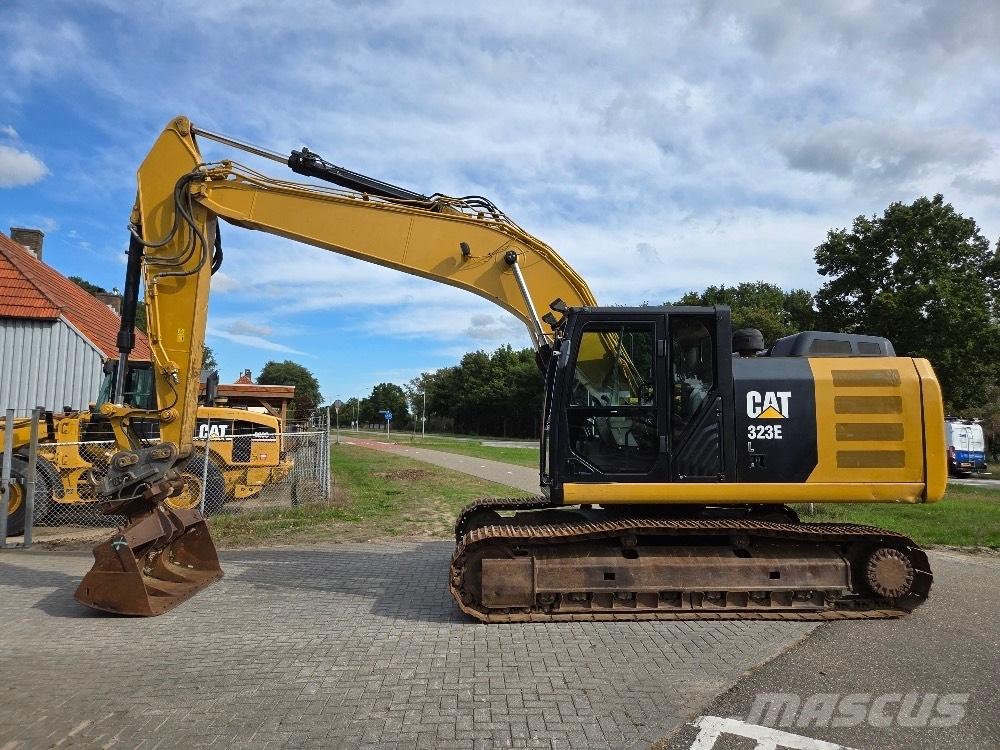 CAT 323EL Paletli ekskavatörler