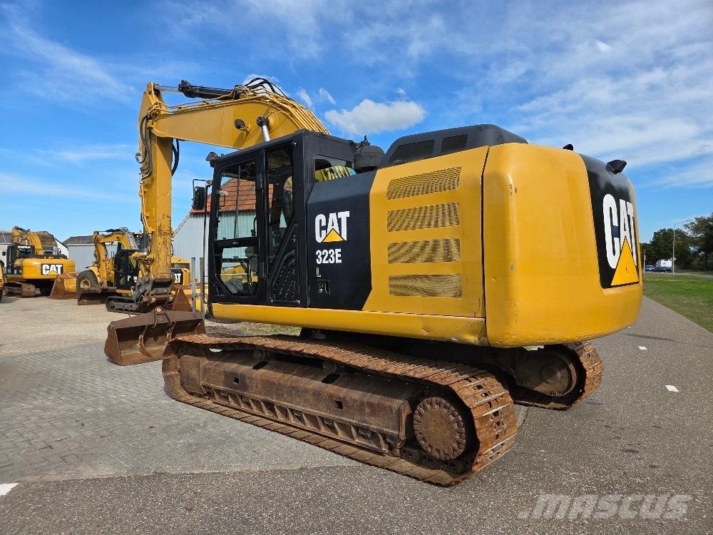 CAT 323EL Paletli ekskavatörler