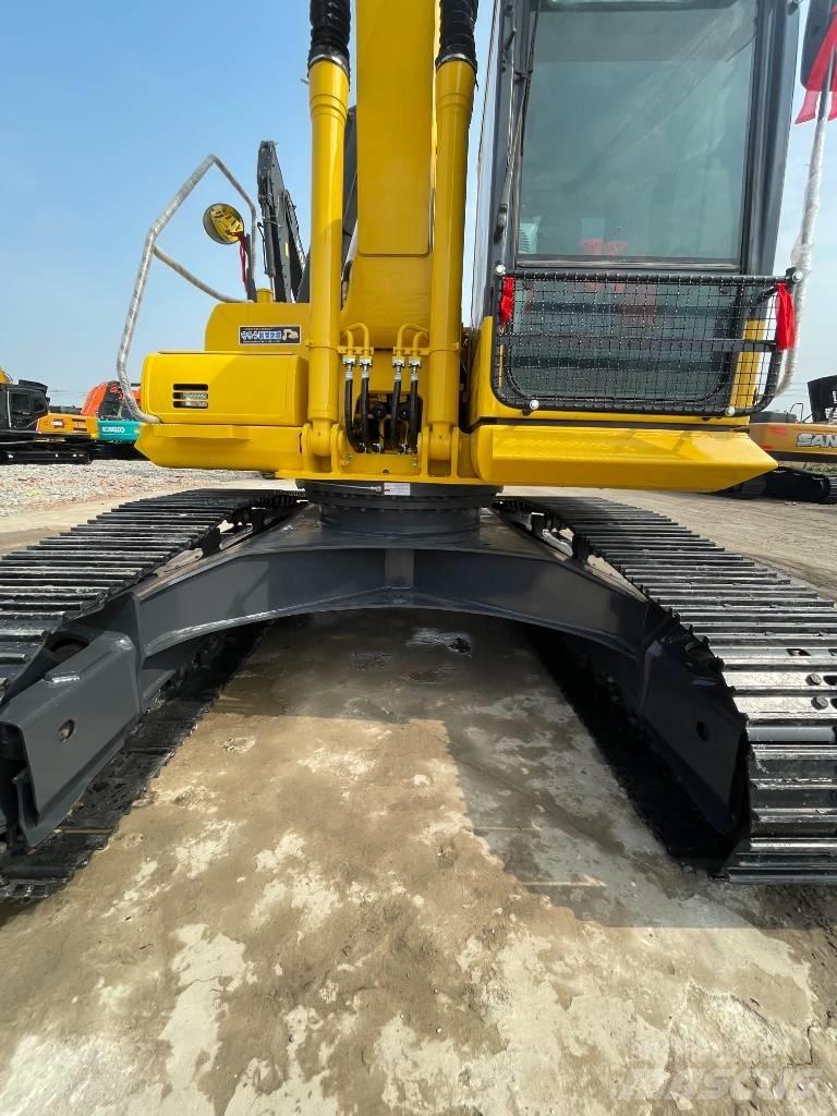 Komatsu PC 220-7 Paletli ekskavatörler
