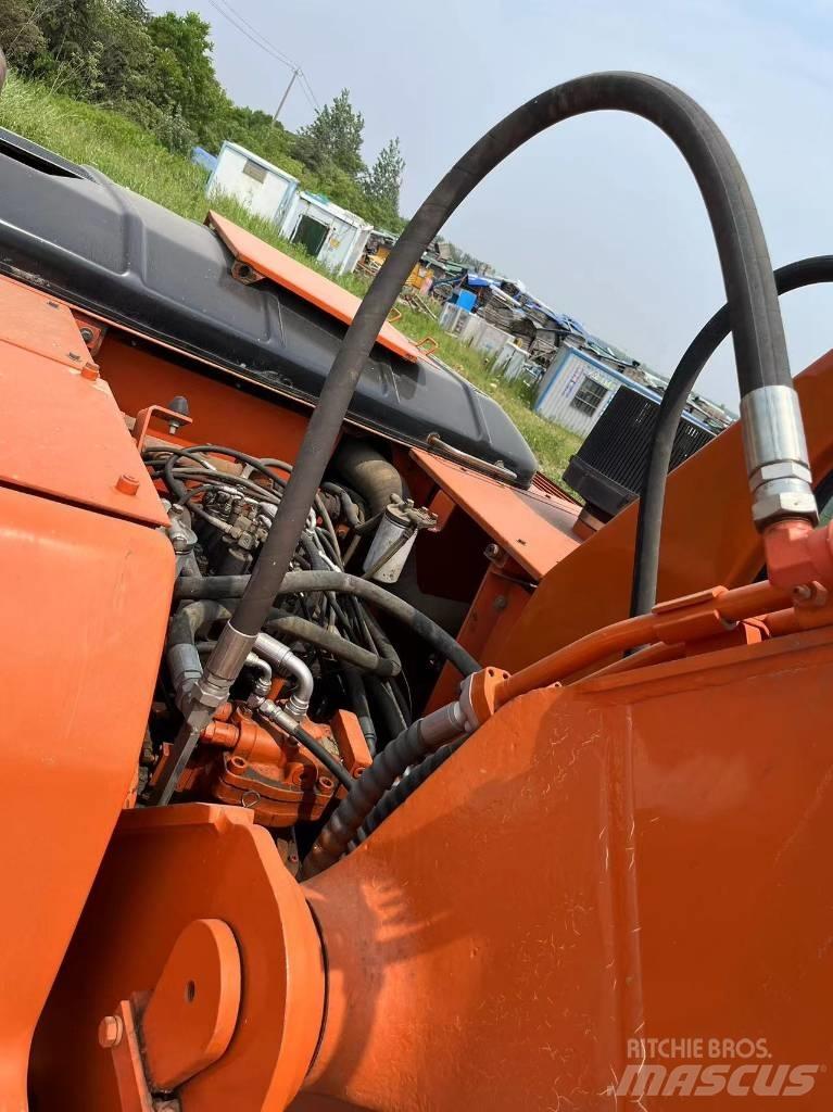 Doosan DH 300 Paletli ekskavatörler