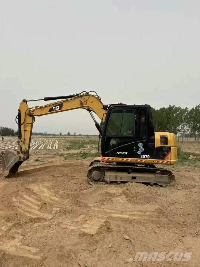 CAT 307d Paletli ekskavatörler