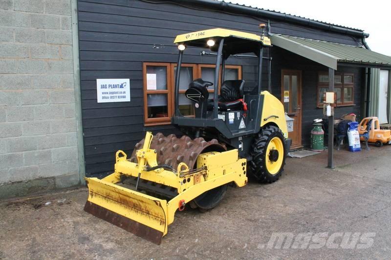 Bomag BW 124 P D H-5 Tek tamburlu silindirler