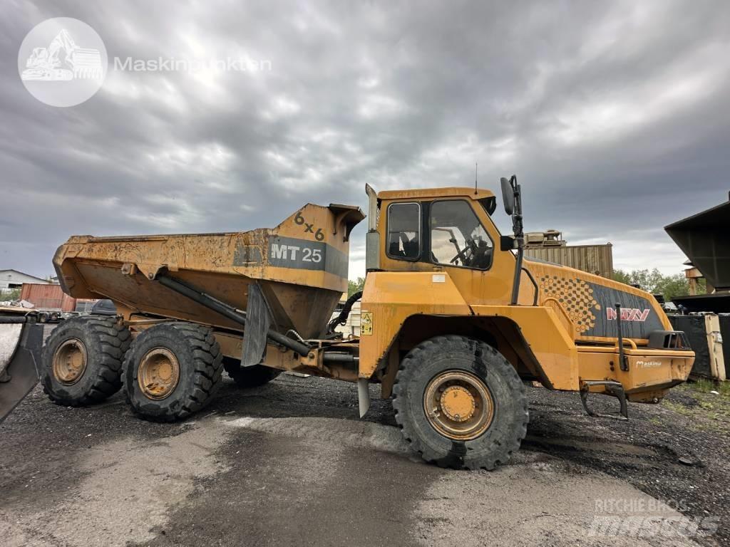Moxy MT 25 Belden kirma kaya kamyonu