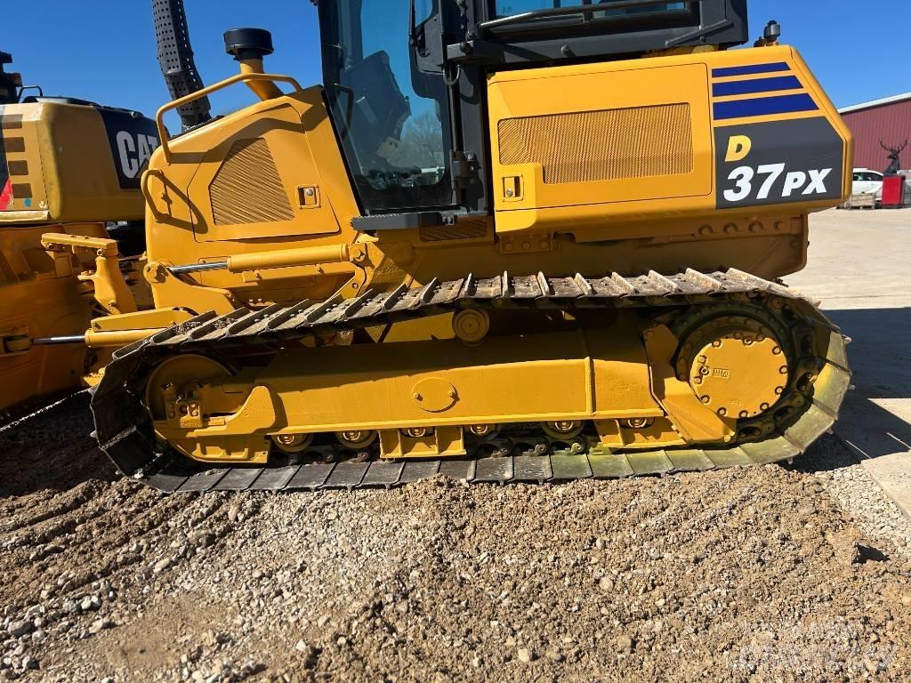 Komatsu D37PX-23 Paletli dozerler