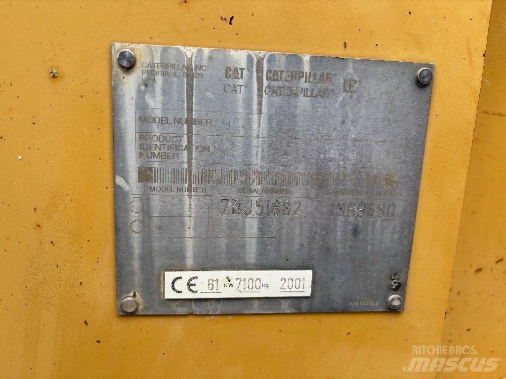 CAT 908 Tekerlekli yükleyiciler