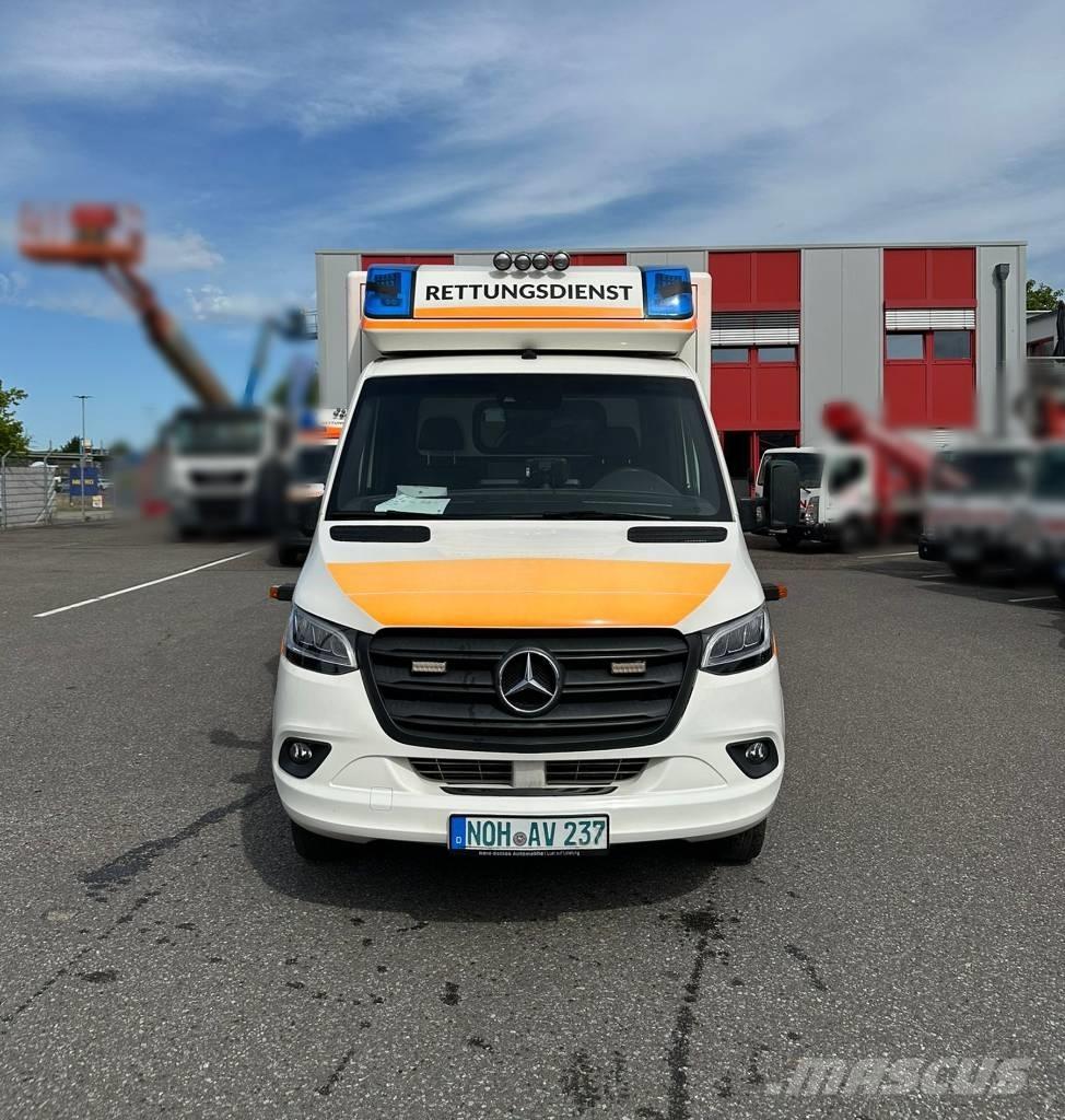 Mercedes-Benz 1000 Ambulanslar