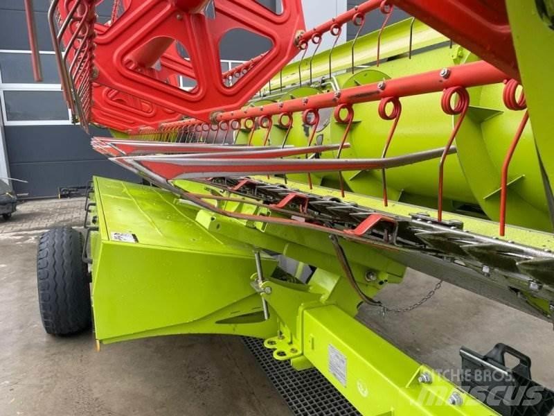 CLAAS Tucano 450 Biçerdöverler