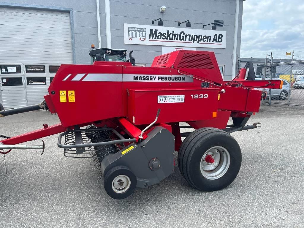 Massey Ferguson 1839 Küp balya makinalari