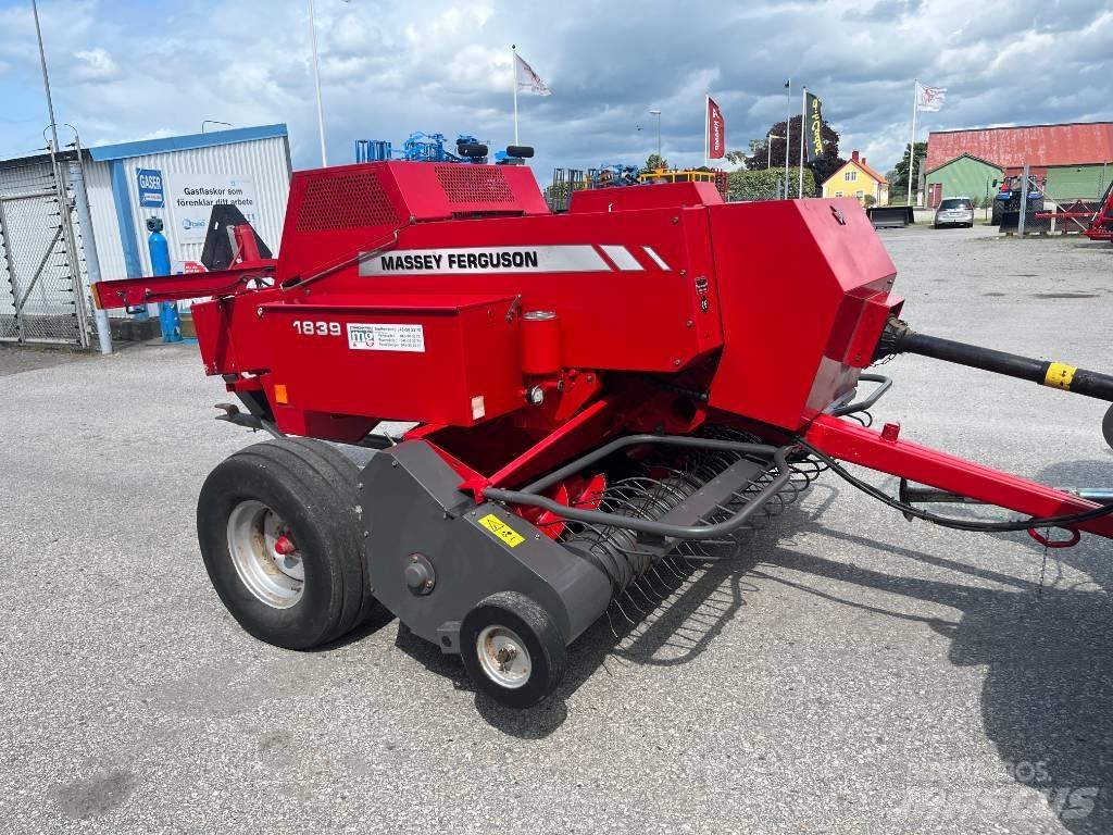 Massey Ferguson 1839 Küp balya makinalari