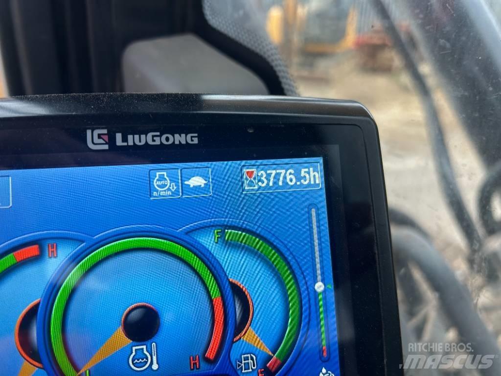 LiuGong 933E DM Paletli ekskavatörler