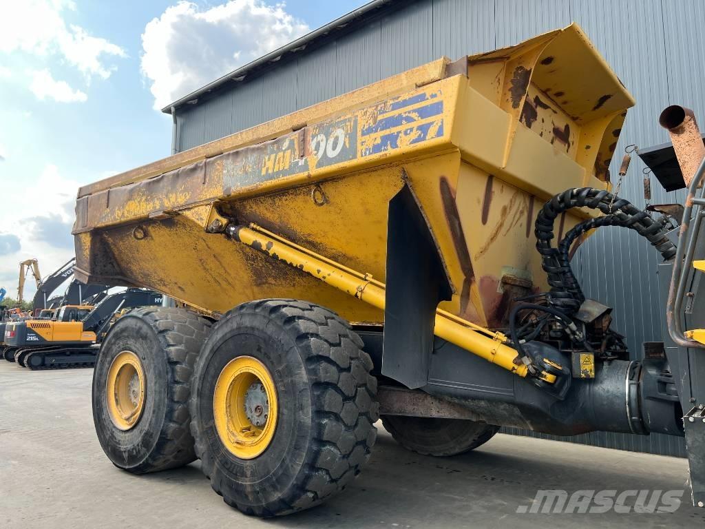 Komatsu HM400-3 Belden kirma kaya kamyonu