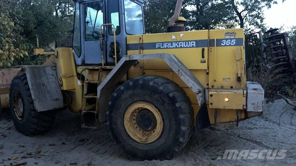 Furukawa 365 Bomlar ve kollar