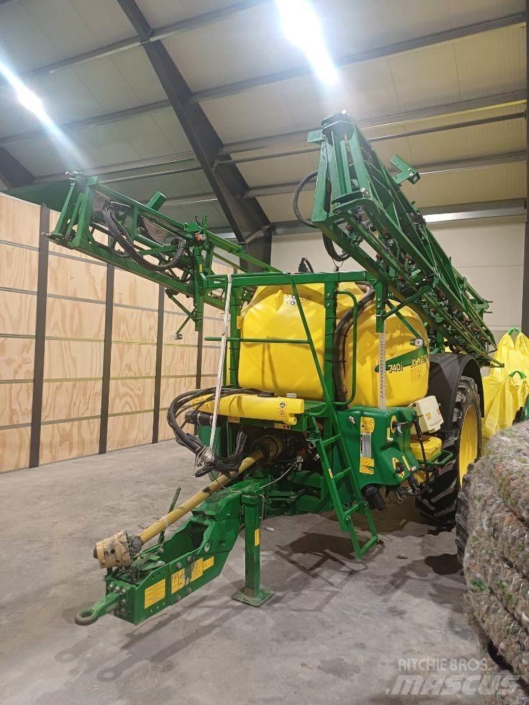 John Deere 740 i Çekilir pülverizatörler