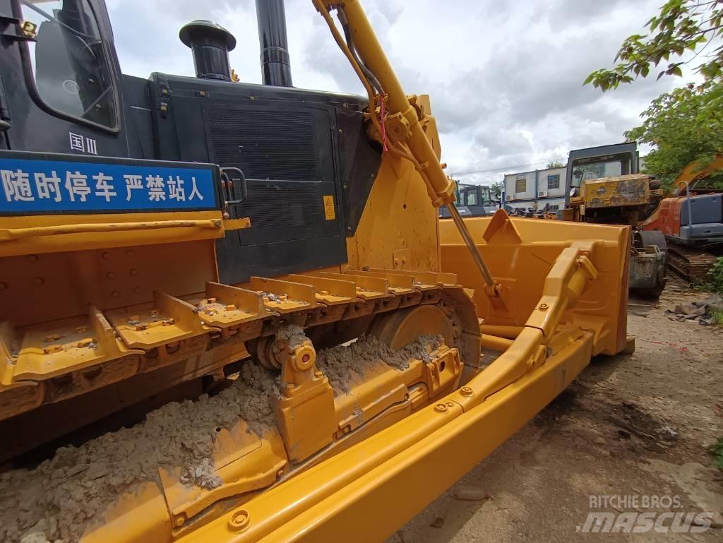 Shantui SD 32 Paletli dozerler