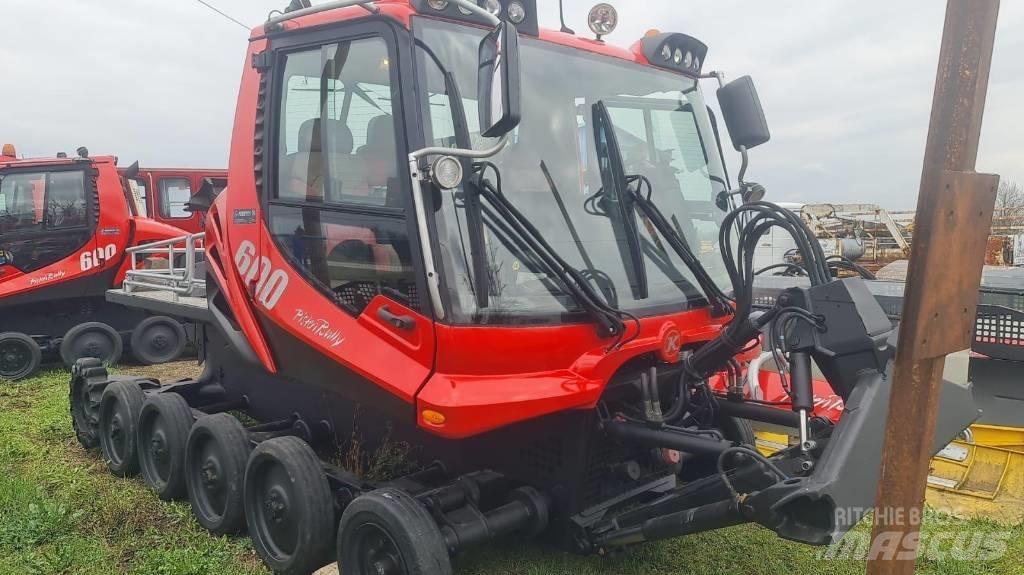  PistenBully  600 Kar düzleyiciler