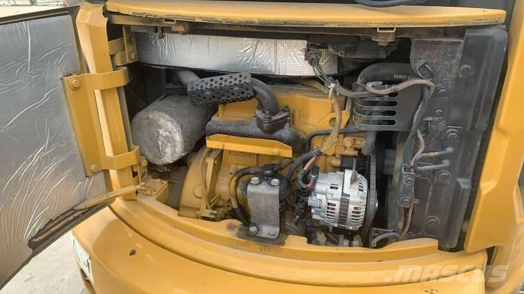 CAT 303 Paletli ekskavatörler