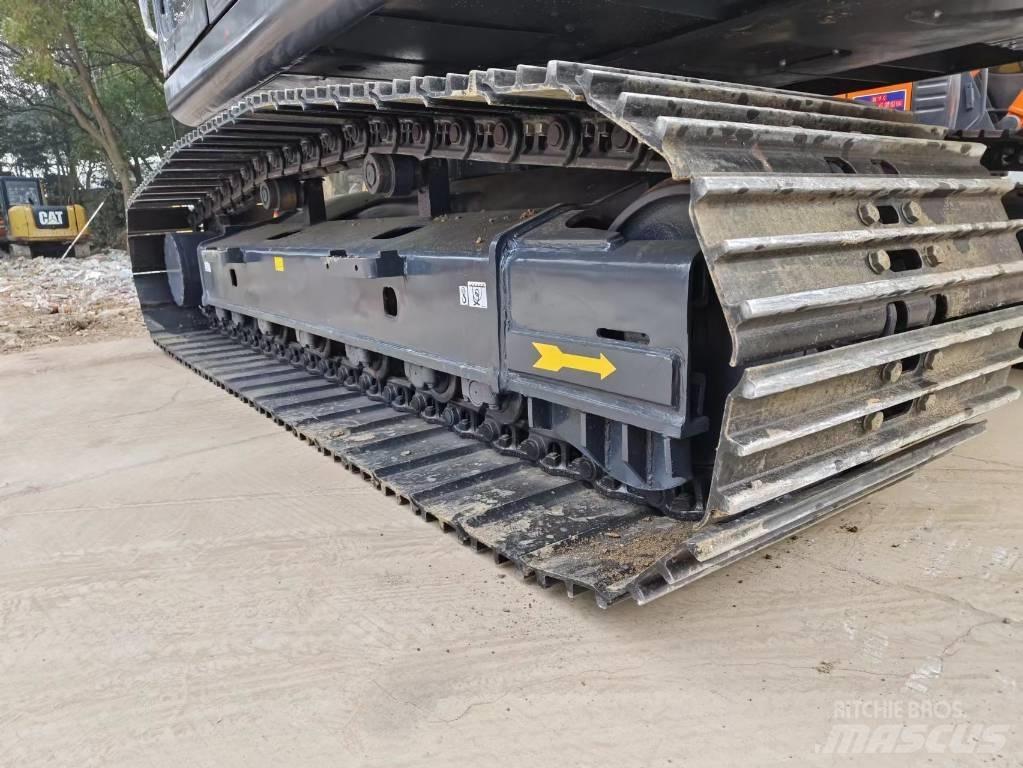 Kobelco SK 200 Paletli ekskavatörler