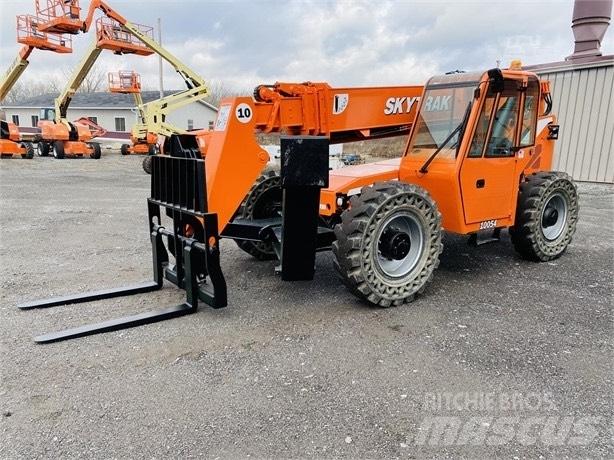 SkyTrak 10054 Teleskopik yükleyiciler