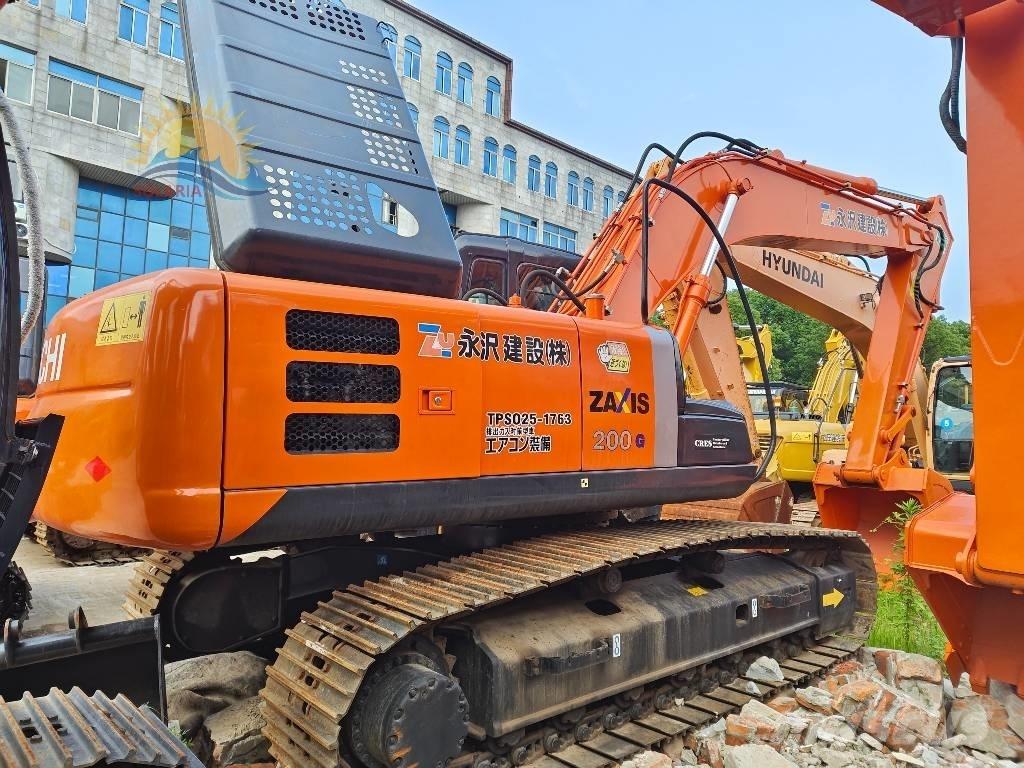 Hitachi ZX 200 Paletli ekskavatörler