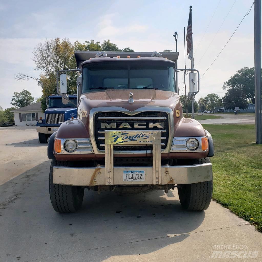 Mack CV 713 Damperli kamyonlar